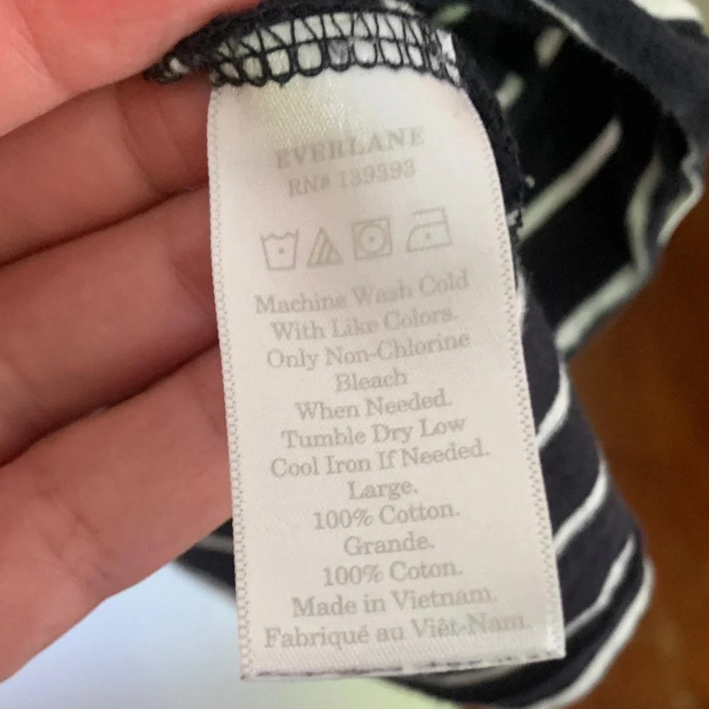Everlane Black and White Striped Short Sleeve Tee - Picture 4 of 5